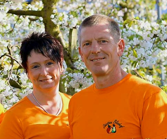 Wir sind Alex und Udo vom Obstbau Blanhof.